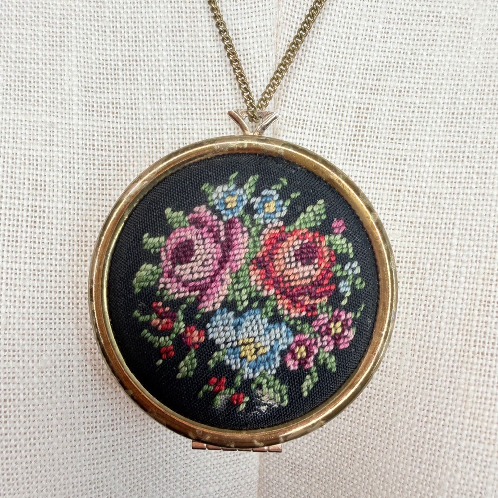 Avon Cross Stitch‎ Pendant Necklace 1977 Cottagecore Locket